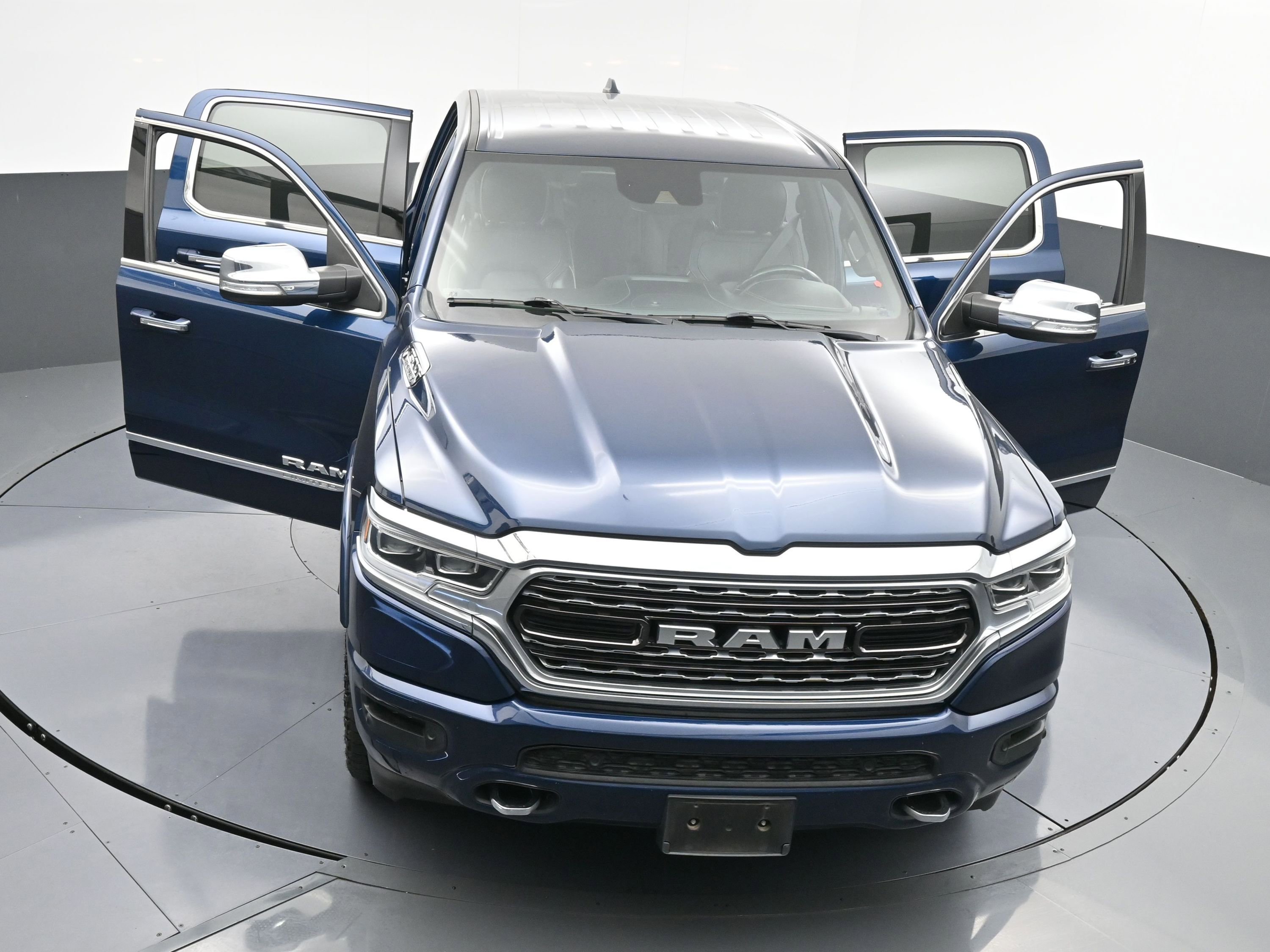 Used 2022 RAM 1500 Limited w/ Body Color Bumper Group image 41