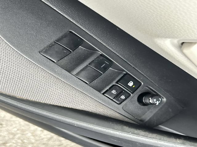 Used 2024 Toyota Corolla LE FWD image 29