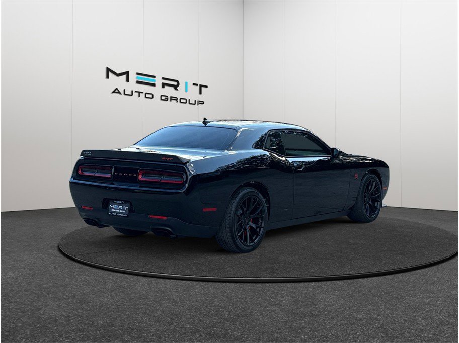 Used 2015 Dodge Challenger SRT Hellcat image 9