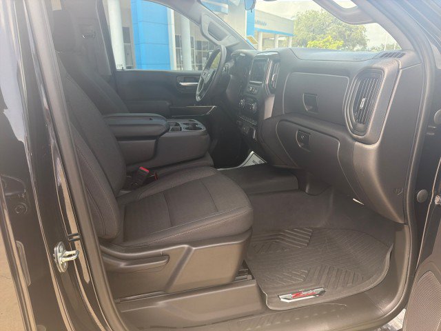 Used 2023 Chevrolet Silverado 1500 Custom Trail Boss w/ Midnight Edition AWD/4WD image 17