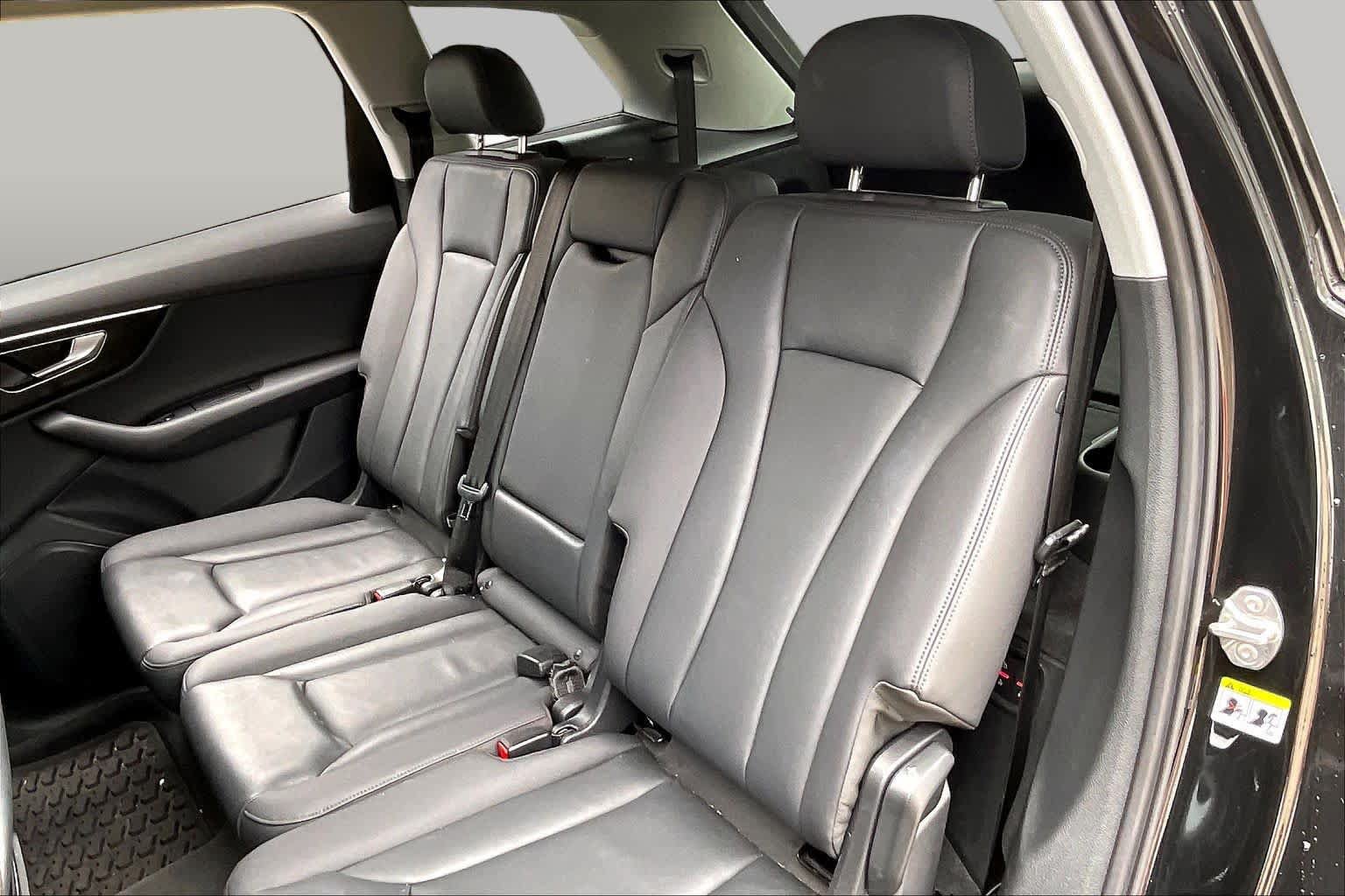 Used 2023 Audi Q7 2.0T Premium w/ Convenience Package AWD/4WD image 21