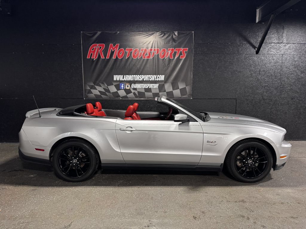 Used 2011 Ford Mustang GT Premium w/ 401A Rapid Spec Order Code RWD image 6