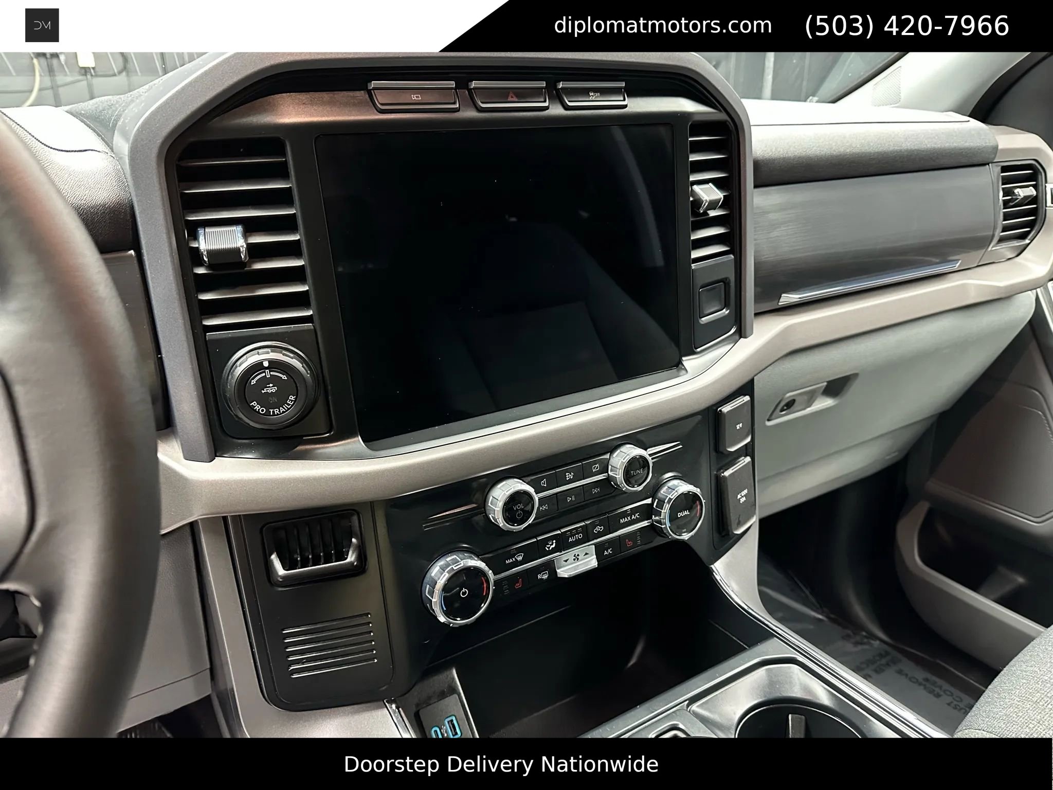 Used 2024 Ford F150 Lightning XLT image 32