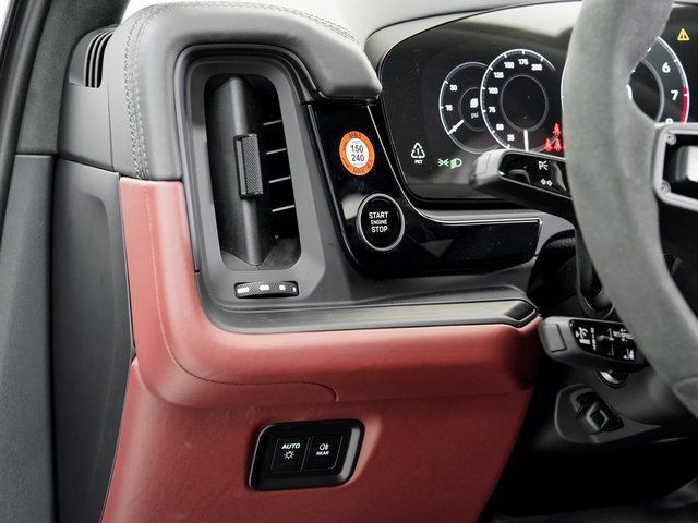 New 2026 Porsche Cayenne GTS image 11