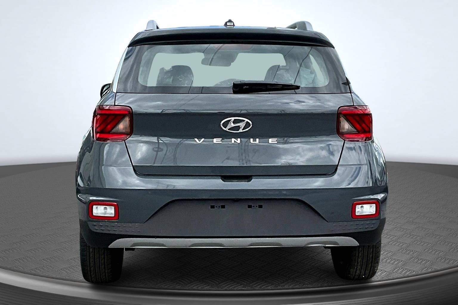 New 2026 Hyundai Venue SEL FWD image 4