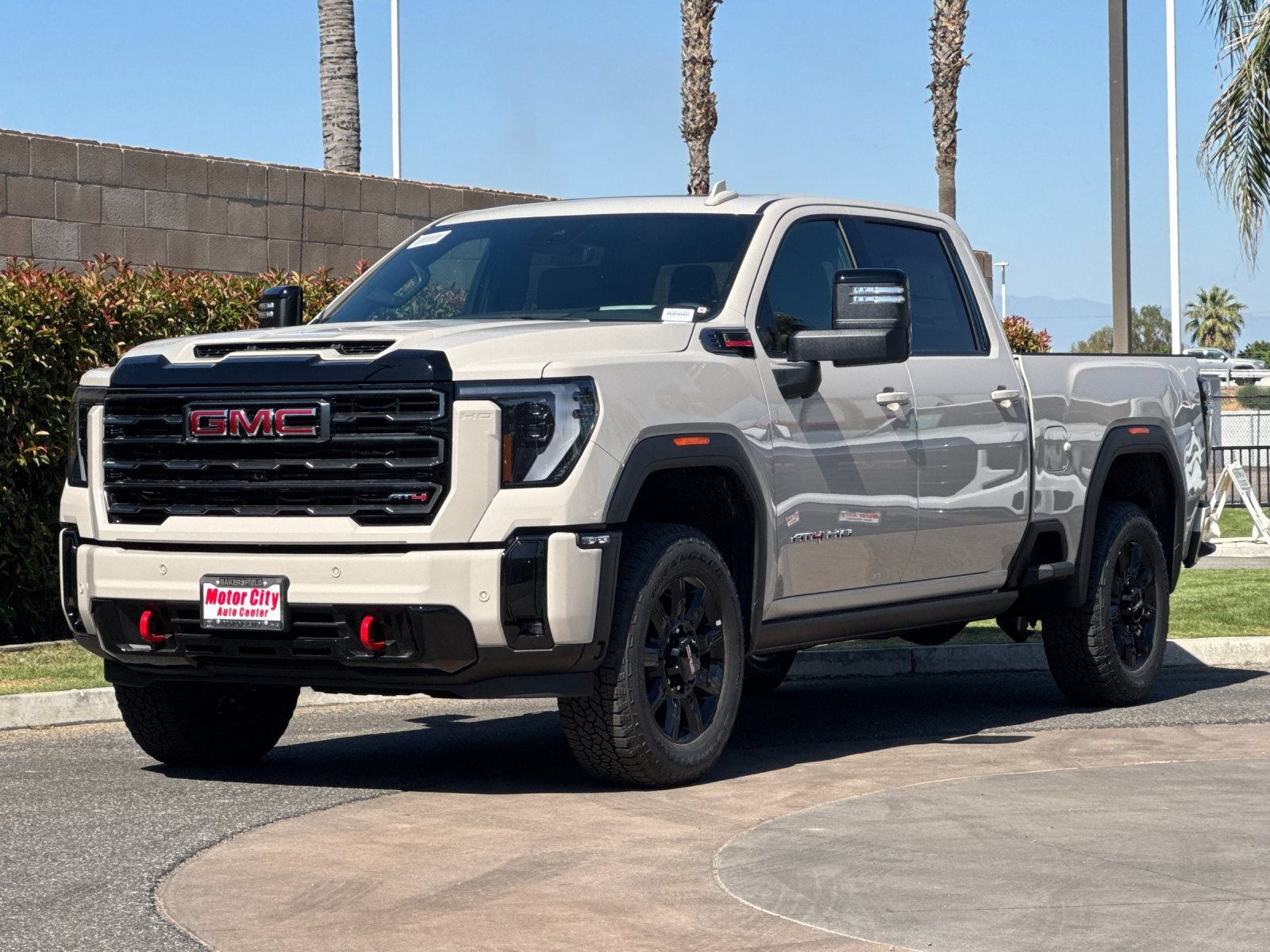 New 2026 GMC Sierra 2500 AT4 w/ AT4 Premium Plus Package AWD/4WD image 8