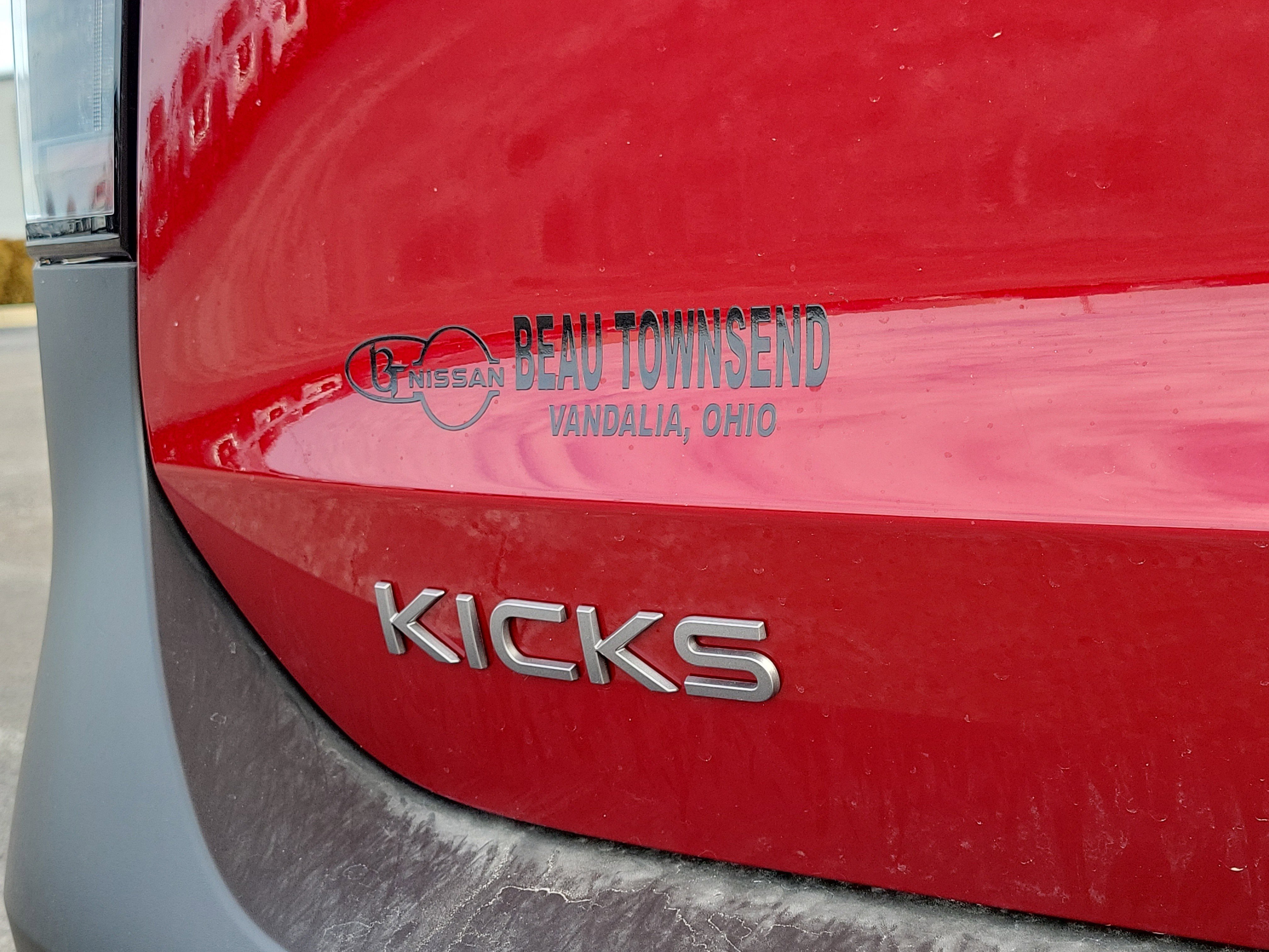 New 2026 Nissan Kicks SR w/ Cold Weather Package AWD/4WD image 6