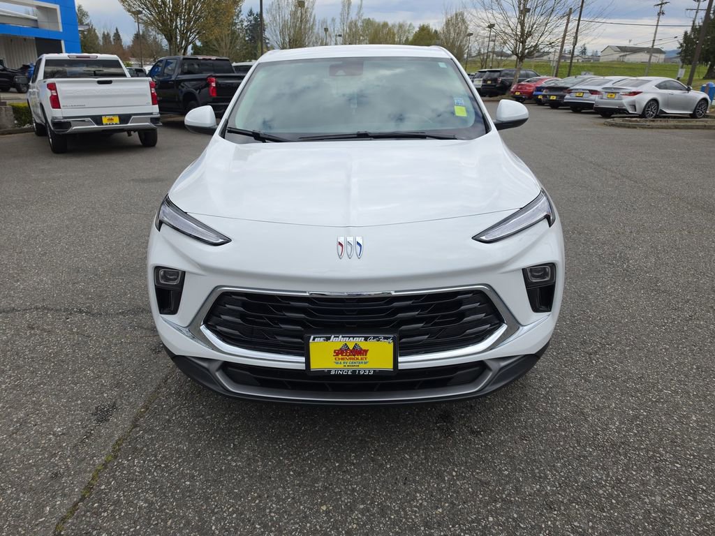 Certified 2024 Buick Encore GX Preferred w/ Comfort Package image 4