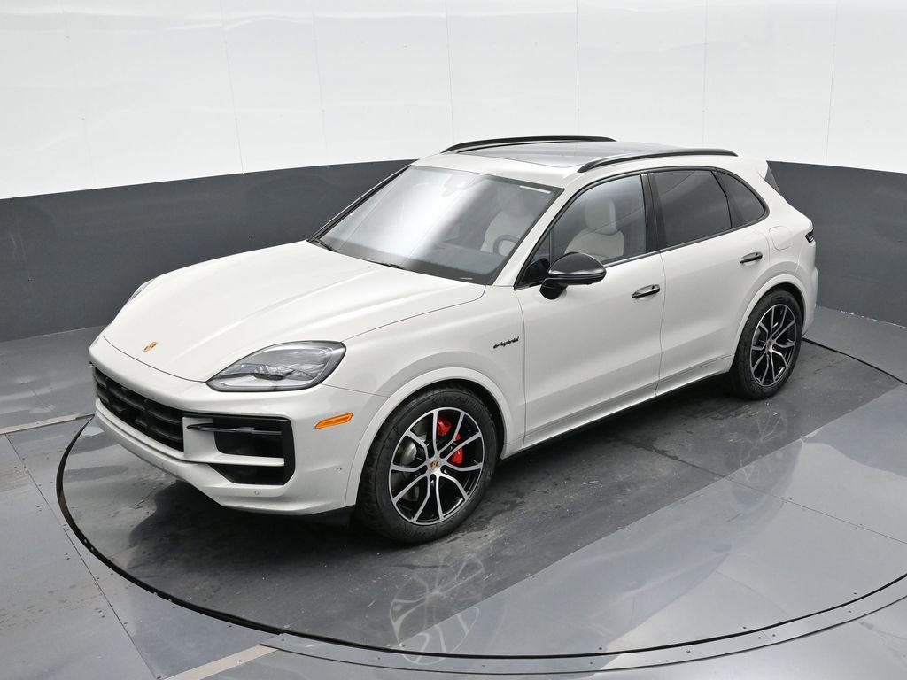 New 2026 Porsche Cayenne S image 26