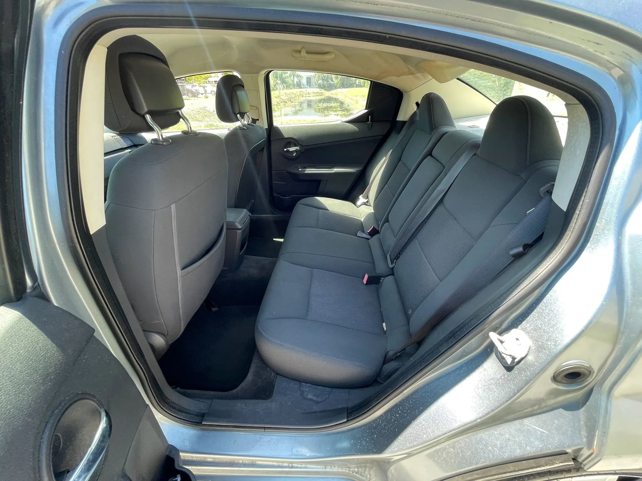 Used 2010 Dodge Avenger SXT FWD image 20