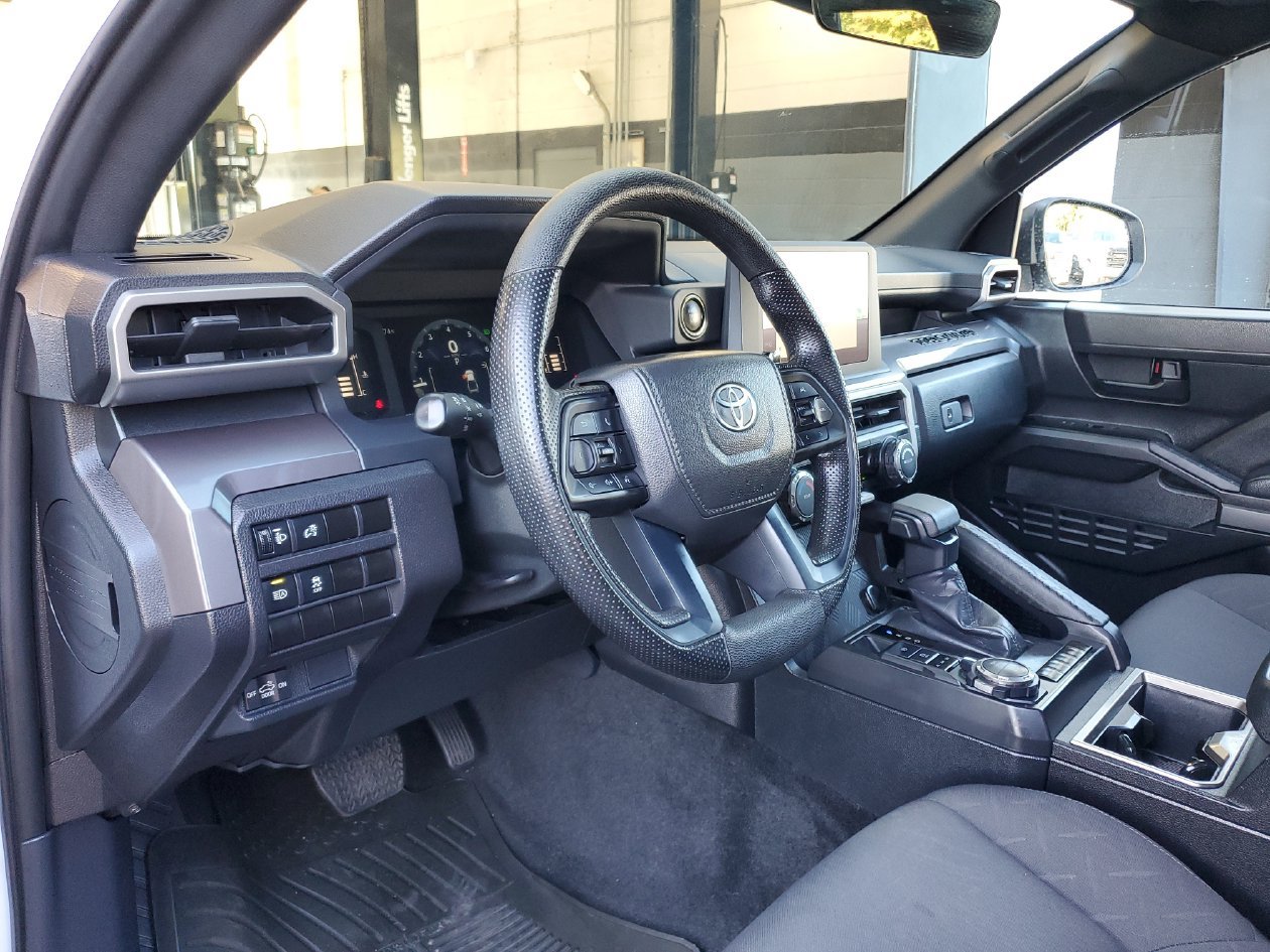 Used 2024 Toyota Tacoma SR5 AWD/4WD image 21
