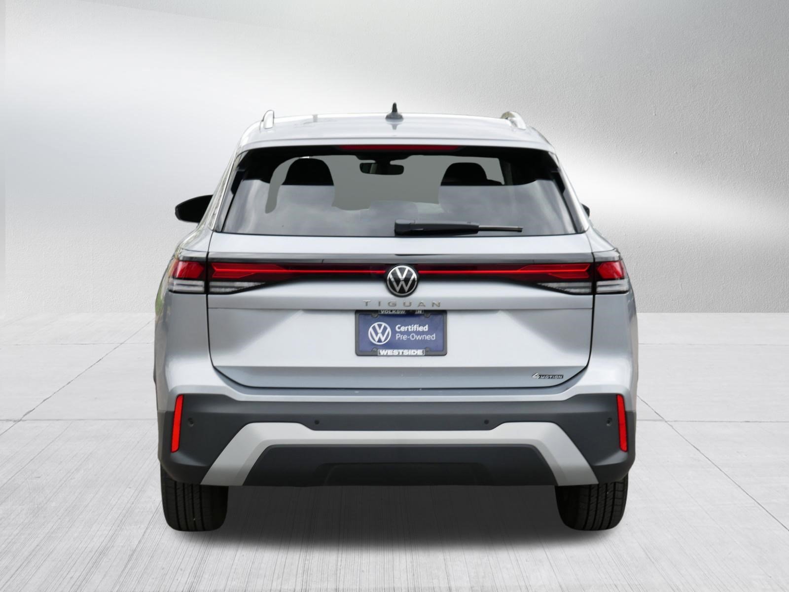 Certified 2025 Volkswagen Tiguan S AWD/4WD image 6