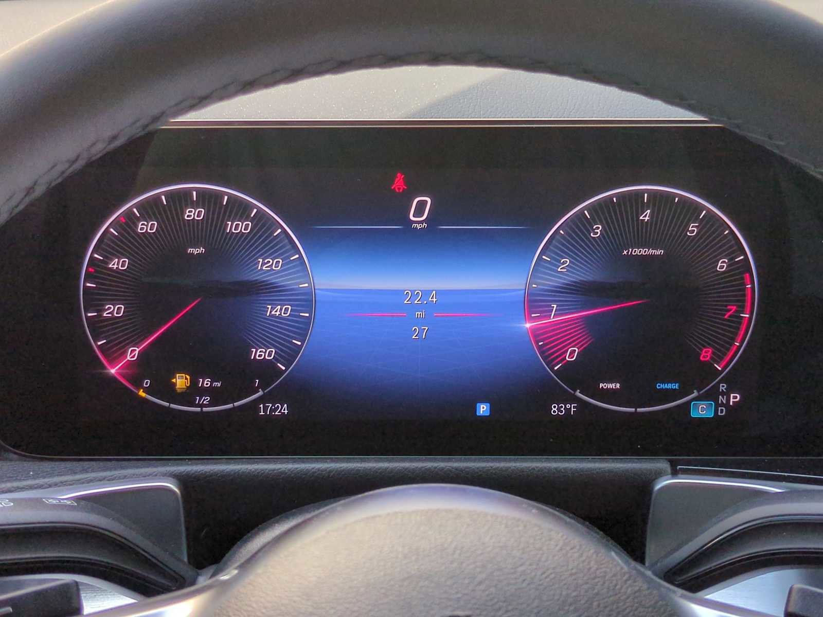 Used 2025 Mercedes-Benz GLB 250 4MATIC image 34