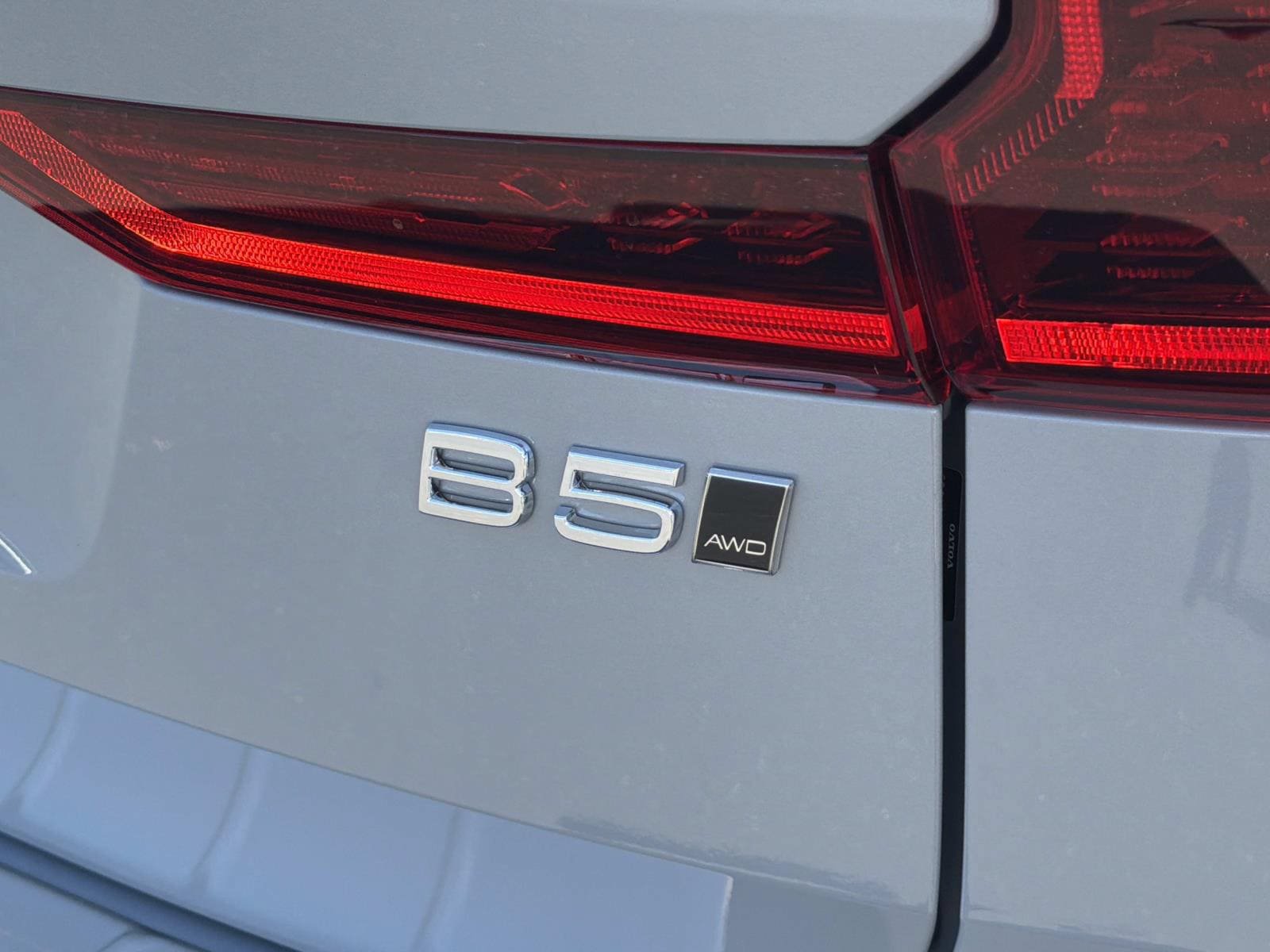 New 2027 Volvo XC60 B5 Ultra AWD/4WD image 22