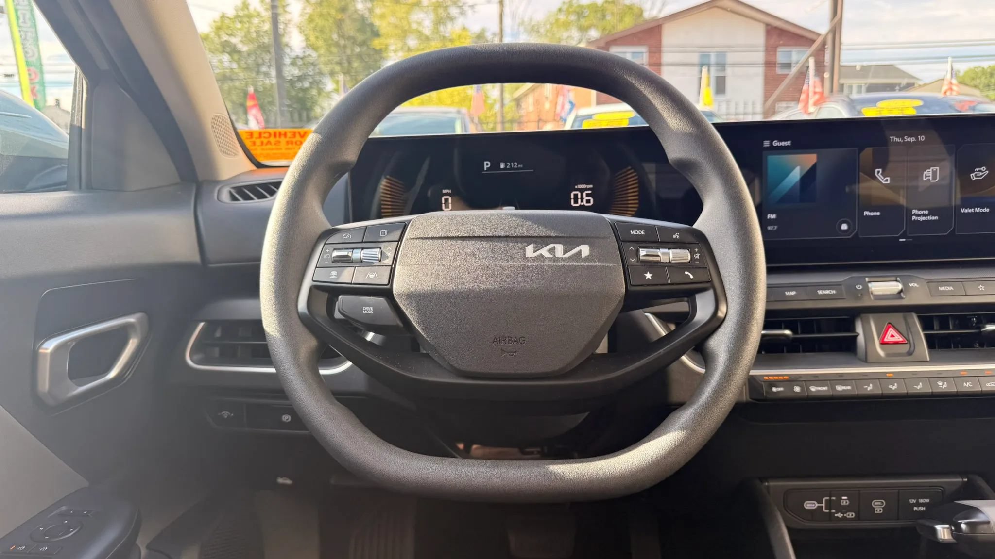 Used 2025 Kia K4 FWD image 18