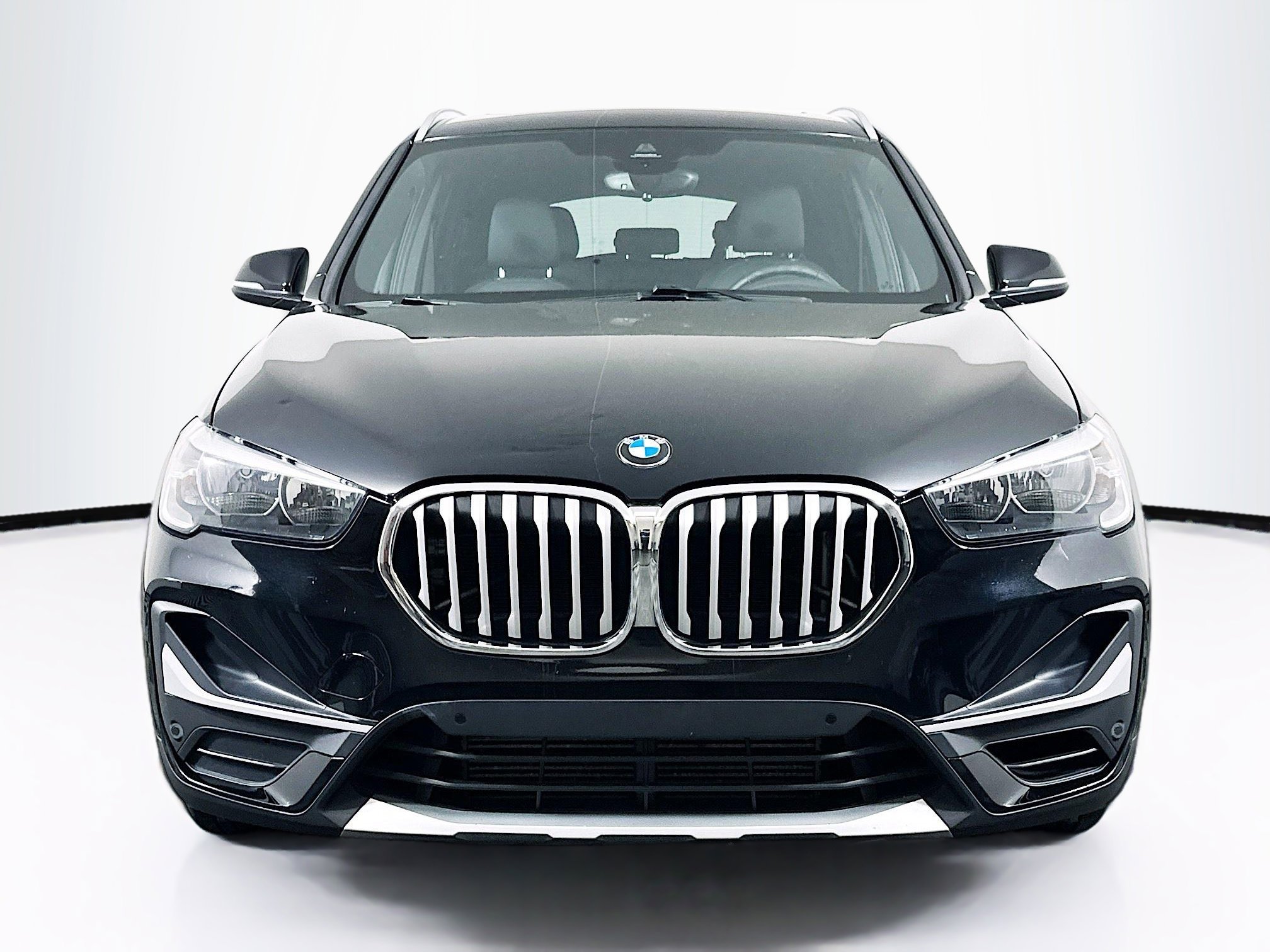 Used 2021 BMW X1 xDrive28i w/ Convenience Package image 2