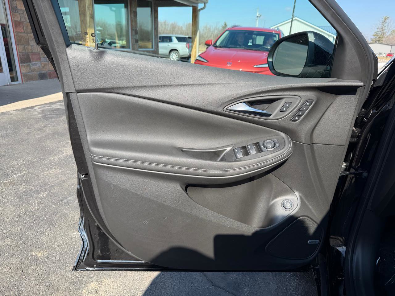 Used 2024 Buick Encore GX Avenir w/ Avenir Technology Package image 13