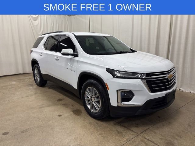 Used 2023 Chevrolet Traverse LT image 1