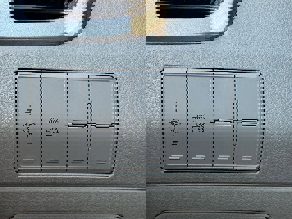 Used 2016 Hyundai Elantra GT image 19