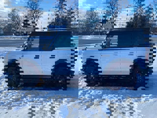 New 2025 Ford Bronco Outer Banks image 2