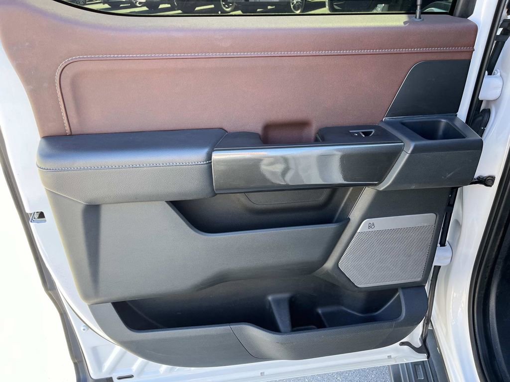 Used 2021 Ford F150 Lariat image 16