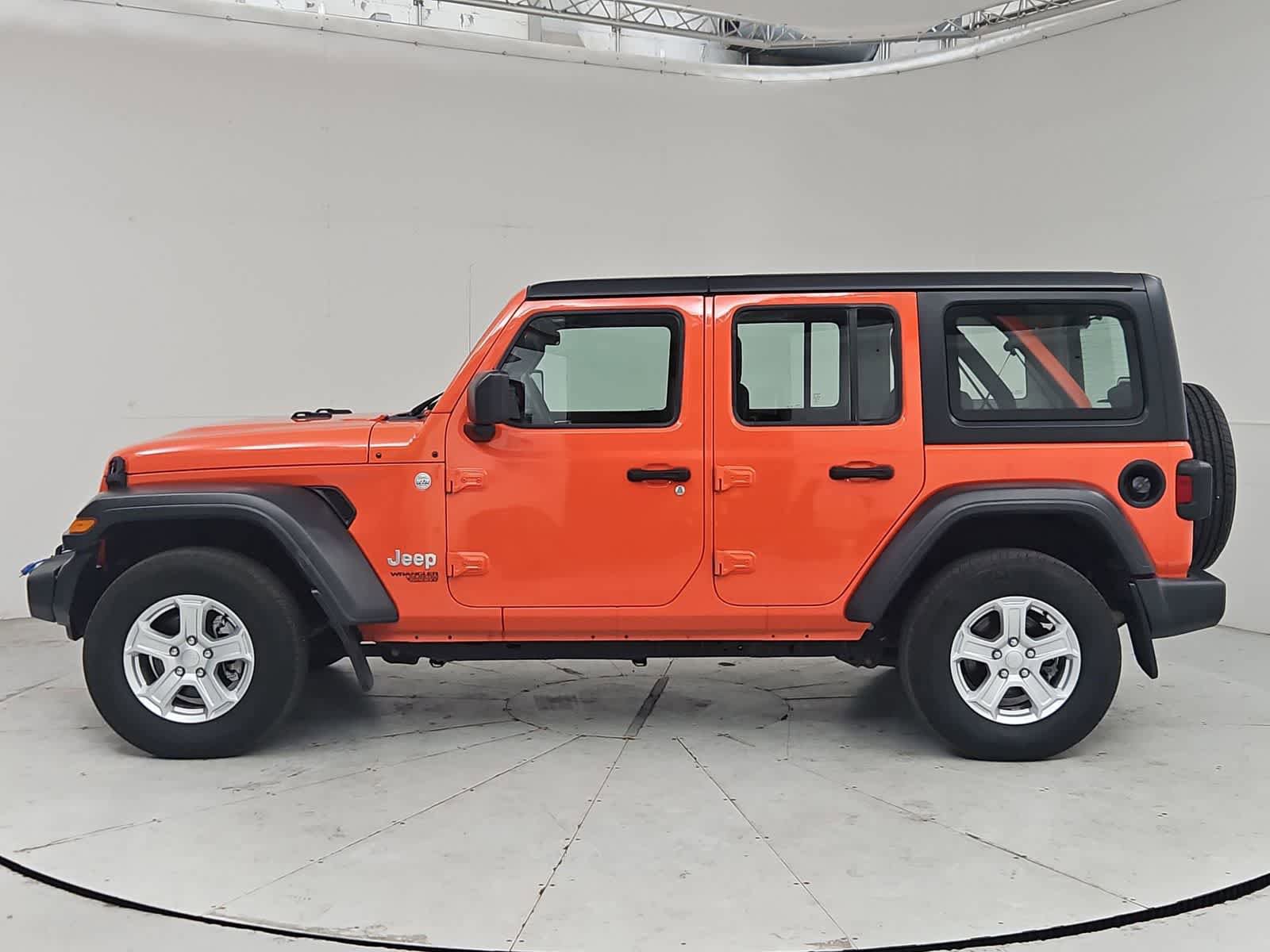 Used 2019 Jeep Wrangler Unlimited Sport AWD/4WD image 3
