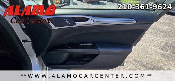 Used 2017 Ford Fusion SE image 20