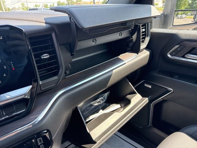 Used 2024 GMC Sierra 2500 SLT w/ SLT Premium Package AWD/4WD image 33
