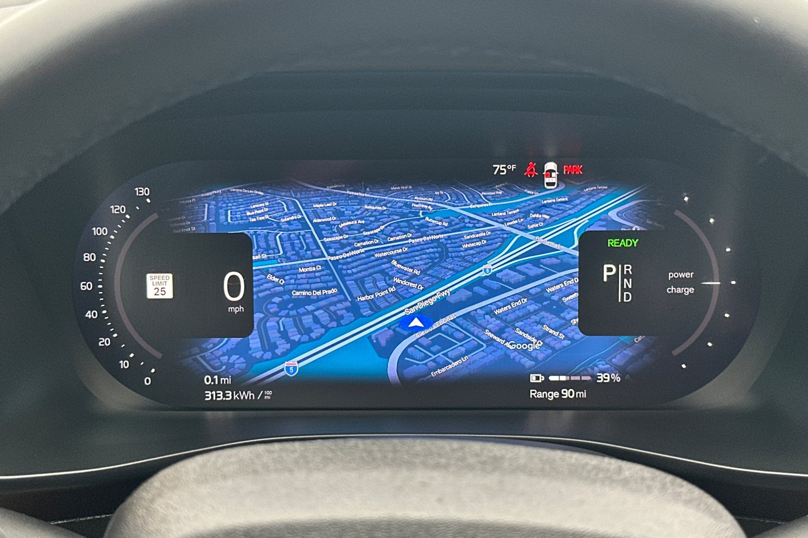Certified 2023 Volvo C40 P8 Recharge Ultimate w/ Protection Package Premier AWD/4WD image 30