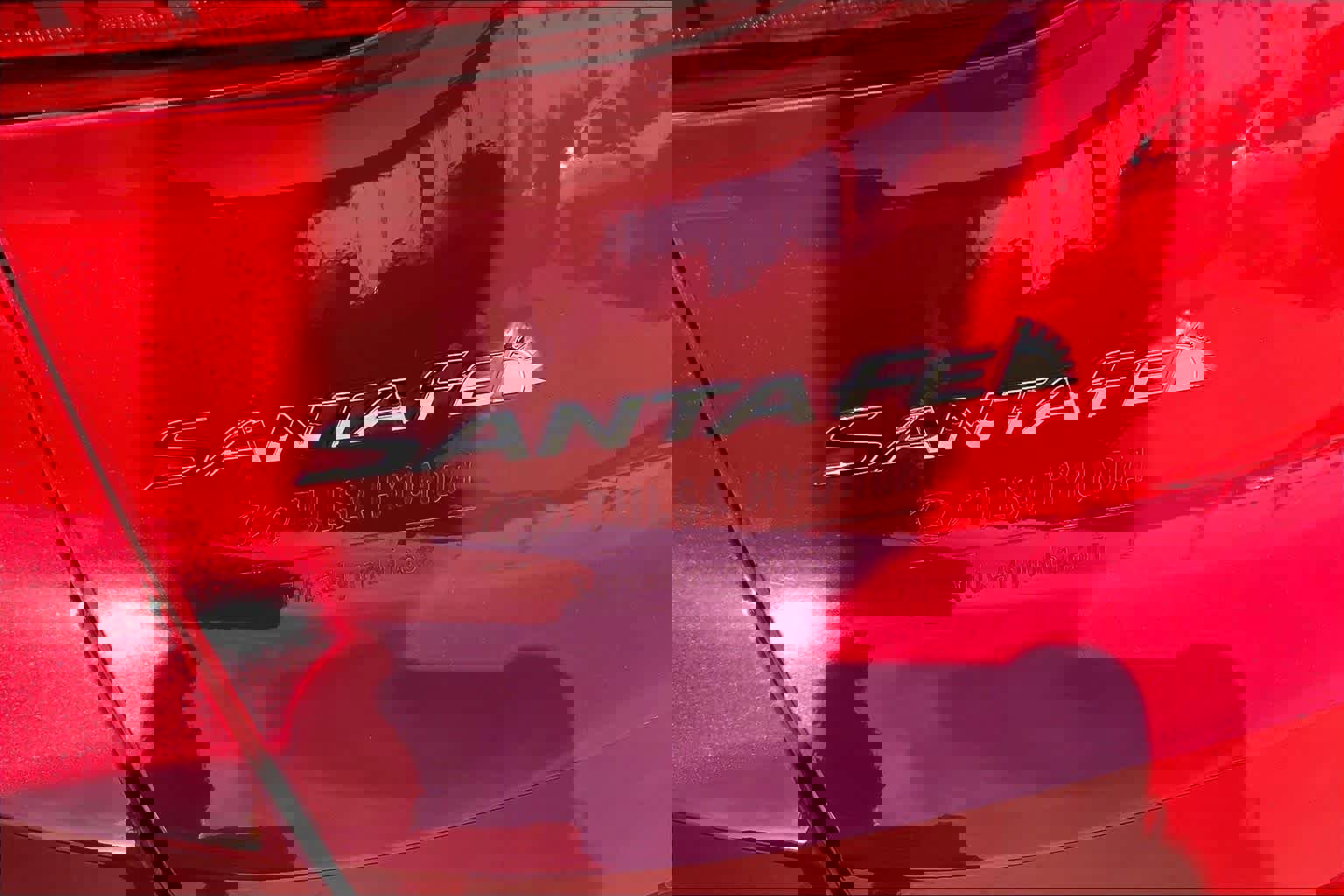 Used 2019 Hyundai Santa Fe Limited w/ Cargo Package image 29