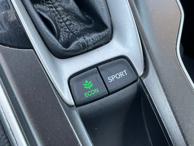 Used 2018 Honda Accord Sport image 20