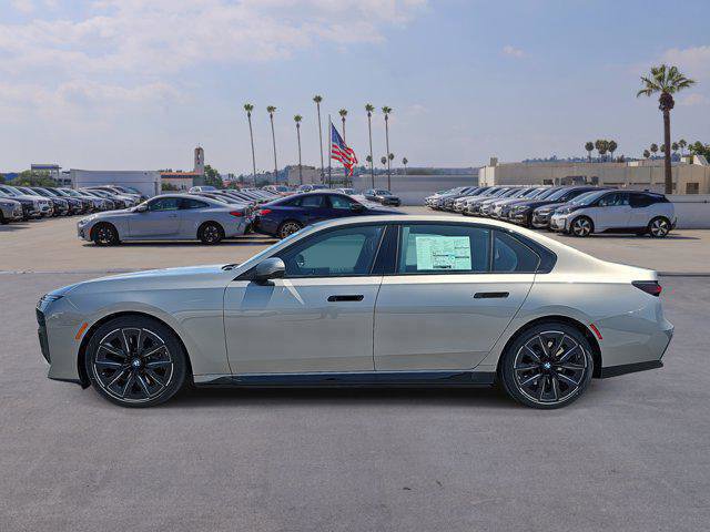 New 2025 BMW i7 xDrive60 image 8