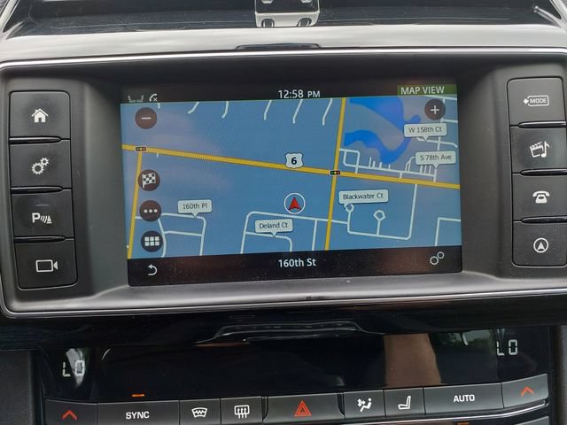 Used 2018 Jaguar F-PACE Prestige AWD/4WD image 9