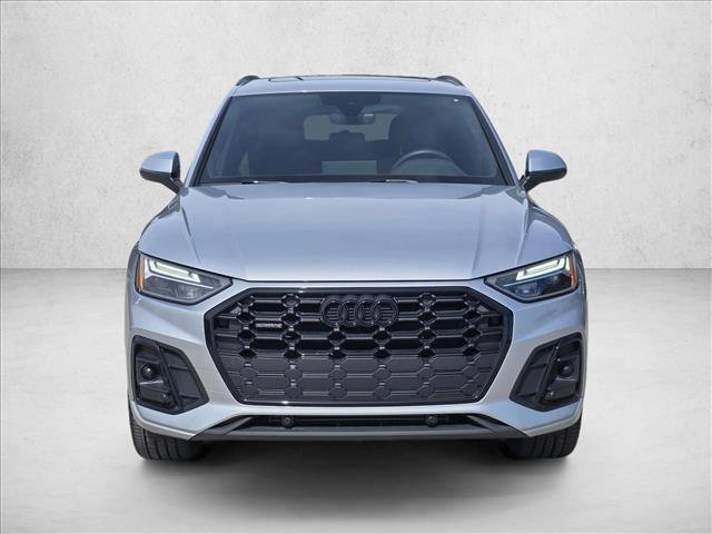 Certified 2025 Audi Q5 2.0T Premium w/ Convenience Plus Package image 2