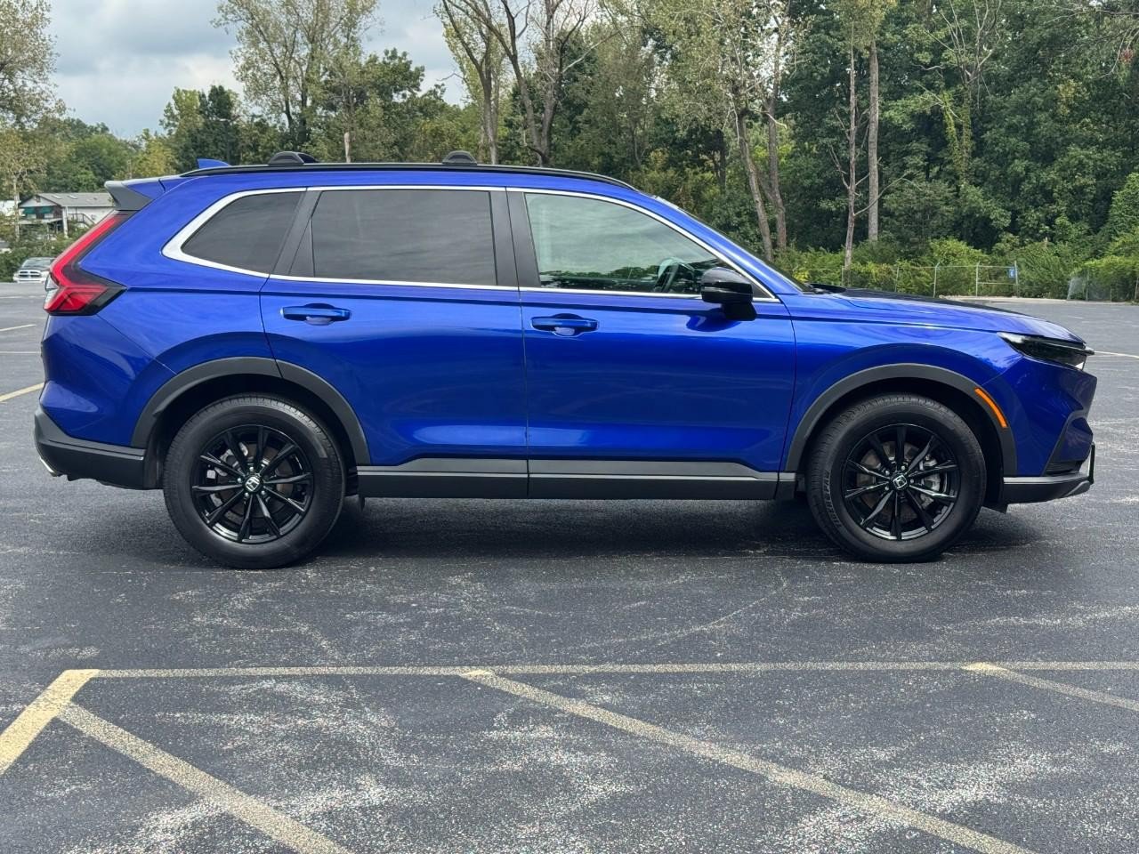 Certified 2024 Honda CR-V Sport image 3