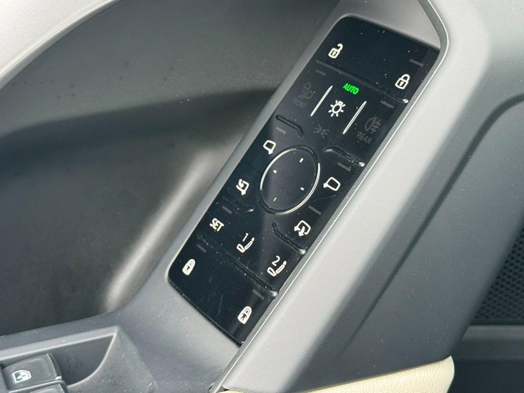 New 2025 Audi Q5 Premium image 12