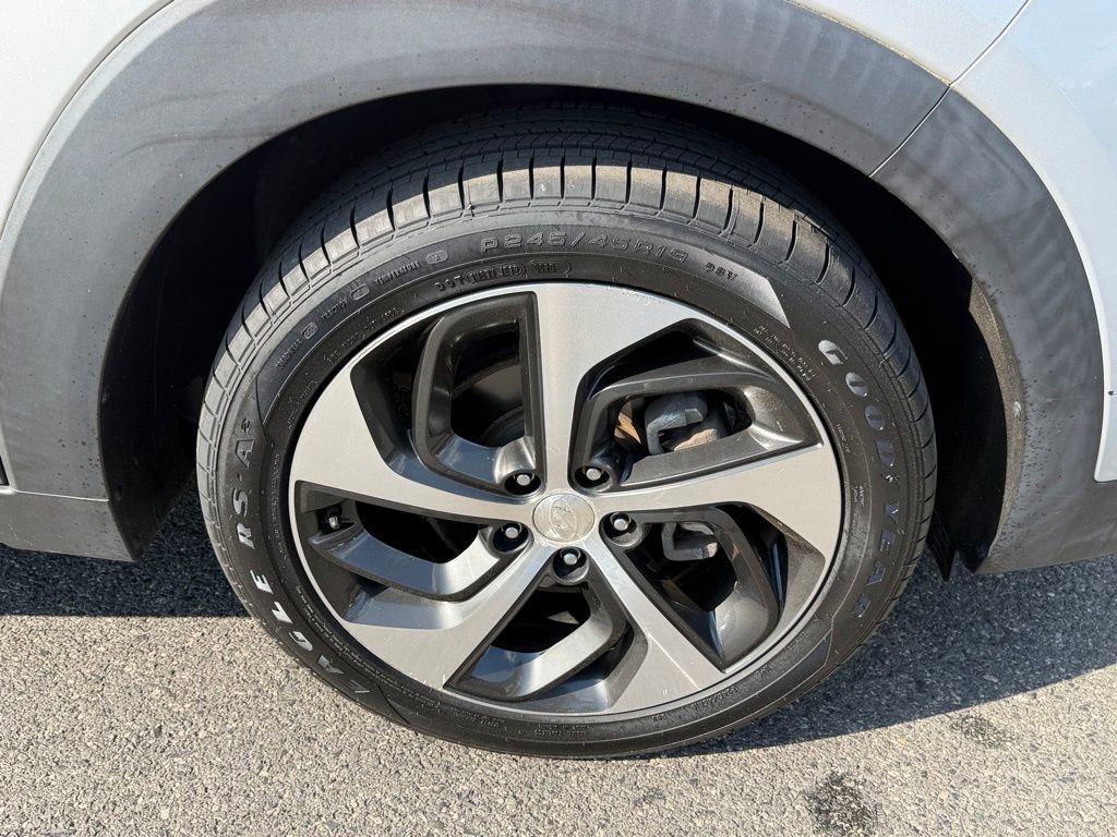 Used 2016 Hyundai Tucson Limited w/ Option Group 03 AWD/4WD image 16