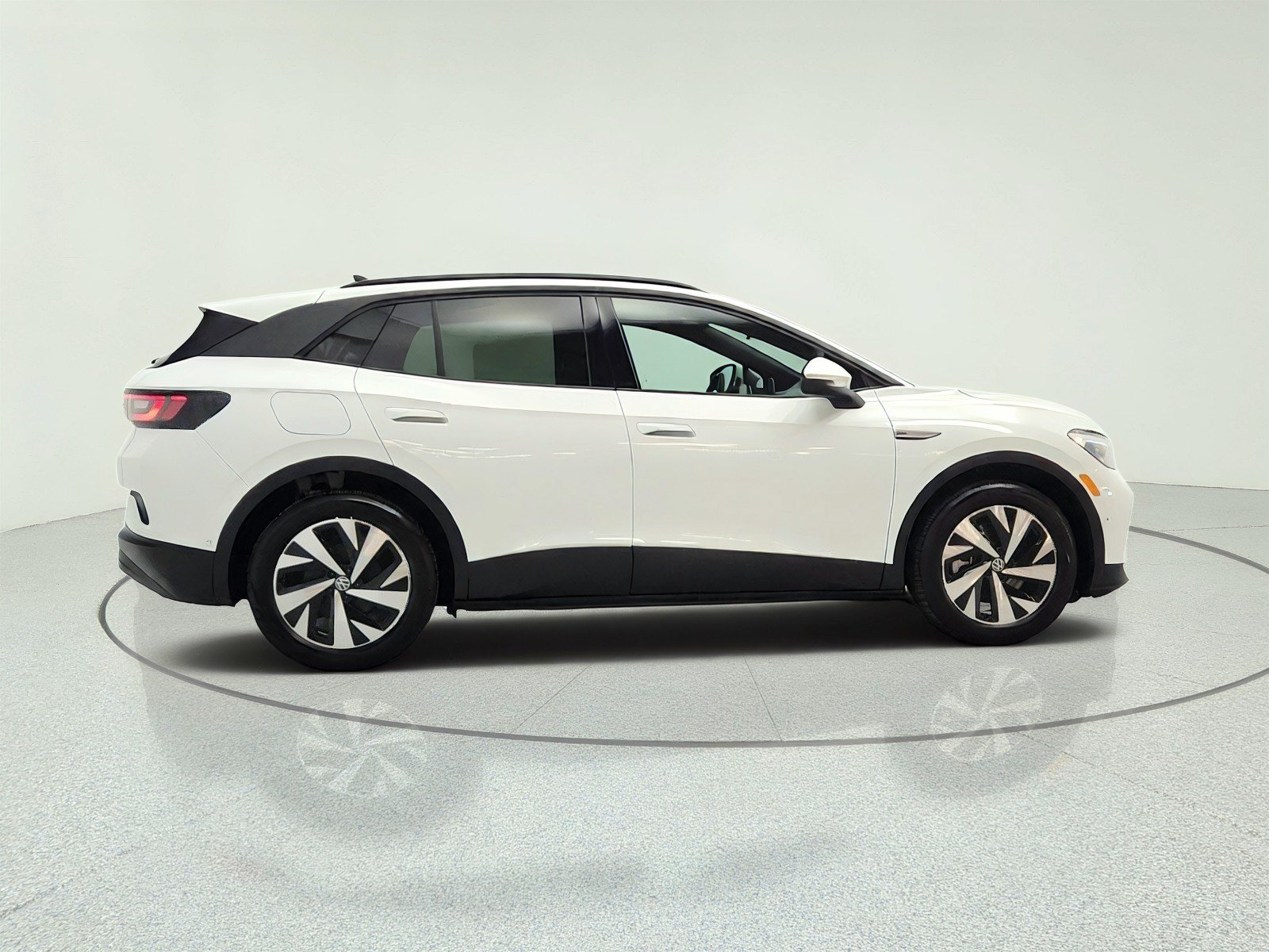 Used 2025 Volkswagen ID.4 Pro RWD image 4