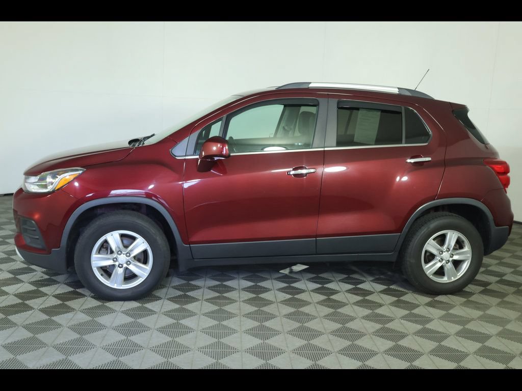 Used 2017 Chevrolet Trax LT w/ LT Convenience Package AWD/4WD image 13