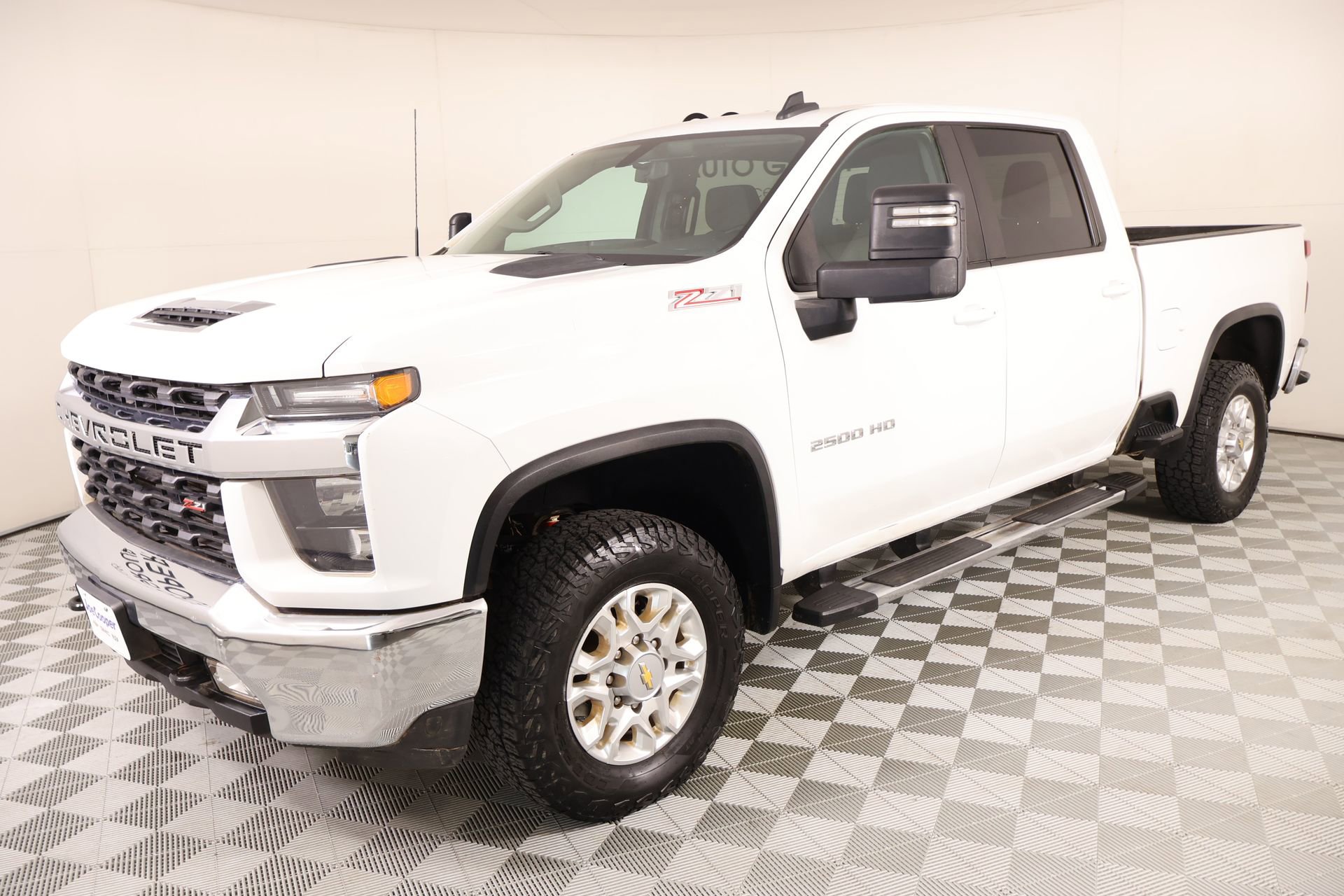 Used 2023 Chevrolet Silverado 2500 LT w/ Convenience Package image 10
