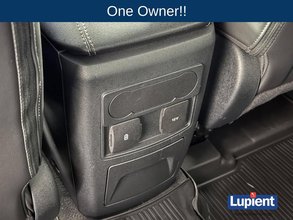Used 2023 Ford Explorer XLT w/ Equipment Group 202A AWD/4WD image 23