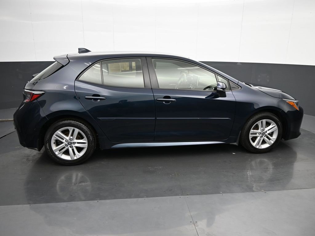 Used 2022 Toyota Corolla SE image 2