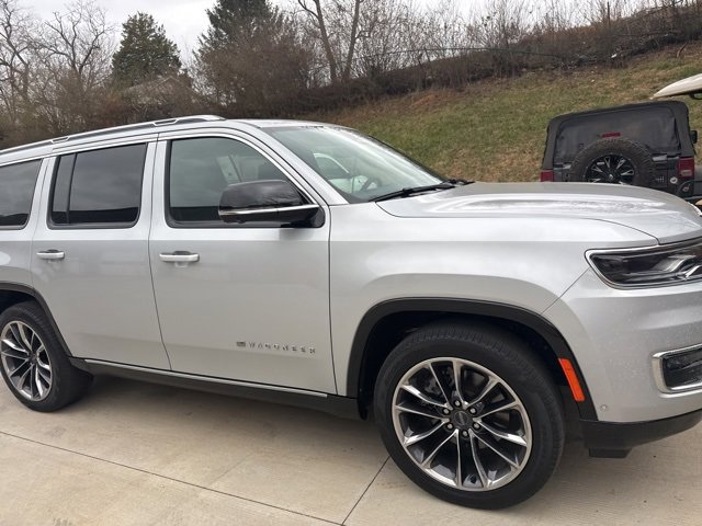 Used 2024 Jeep Wagoneer Series III w/ Premium Group I video 2