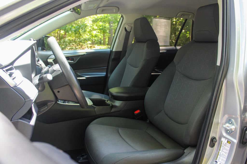 Used 2024 Toyota RAV4 XLE image 13