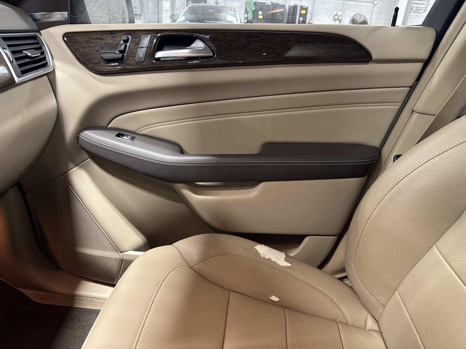 Used 2013 Mercedes-Benz ML 350 4MATIC image 24