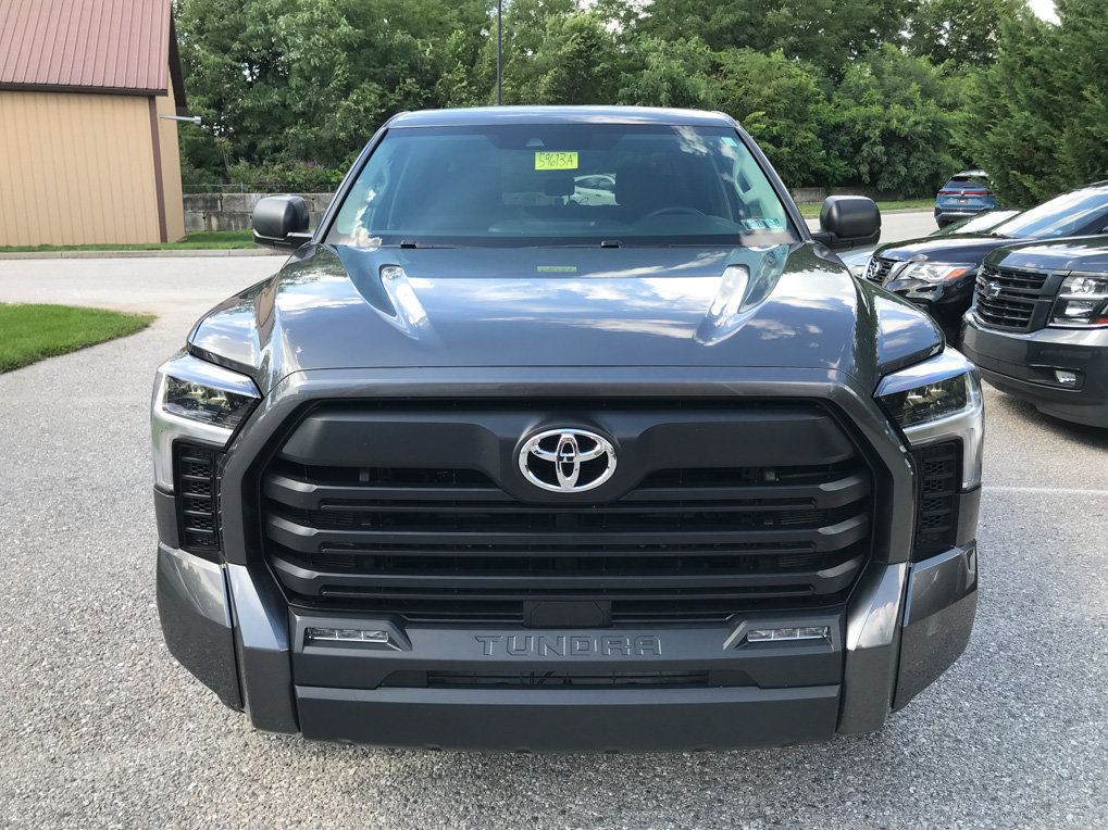 Used 2024 Toyota Tundra SR5 AWD/4WD image 3