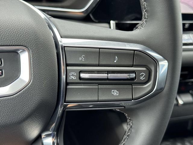 New 2026 GMC Canyon Elevation w/ LPO, Black Badging Package RWD image 10