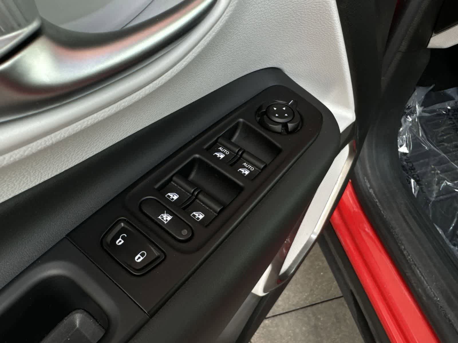 Certified 2022 Jeep Renegade Latitude w/ Convenience Group image 18
