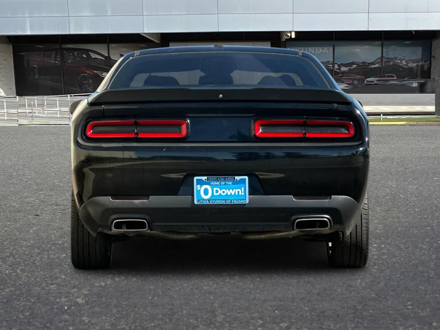 Used 2019 Dodge Challenger SXT w/ Blacktop Package RWD image 8