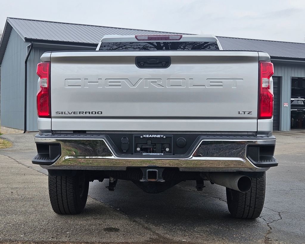 Used 2023 Chevrolet Silverado 2500 LTZ image 5